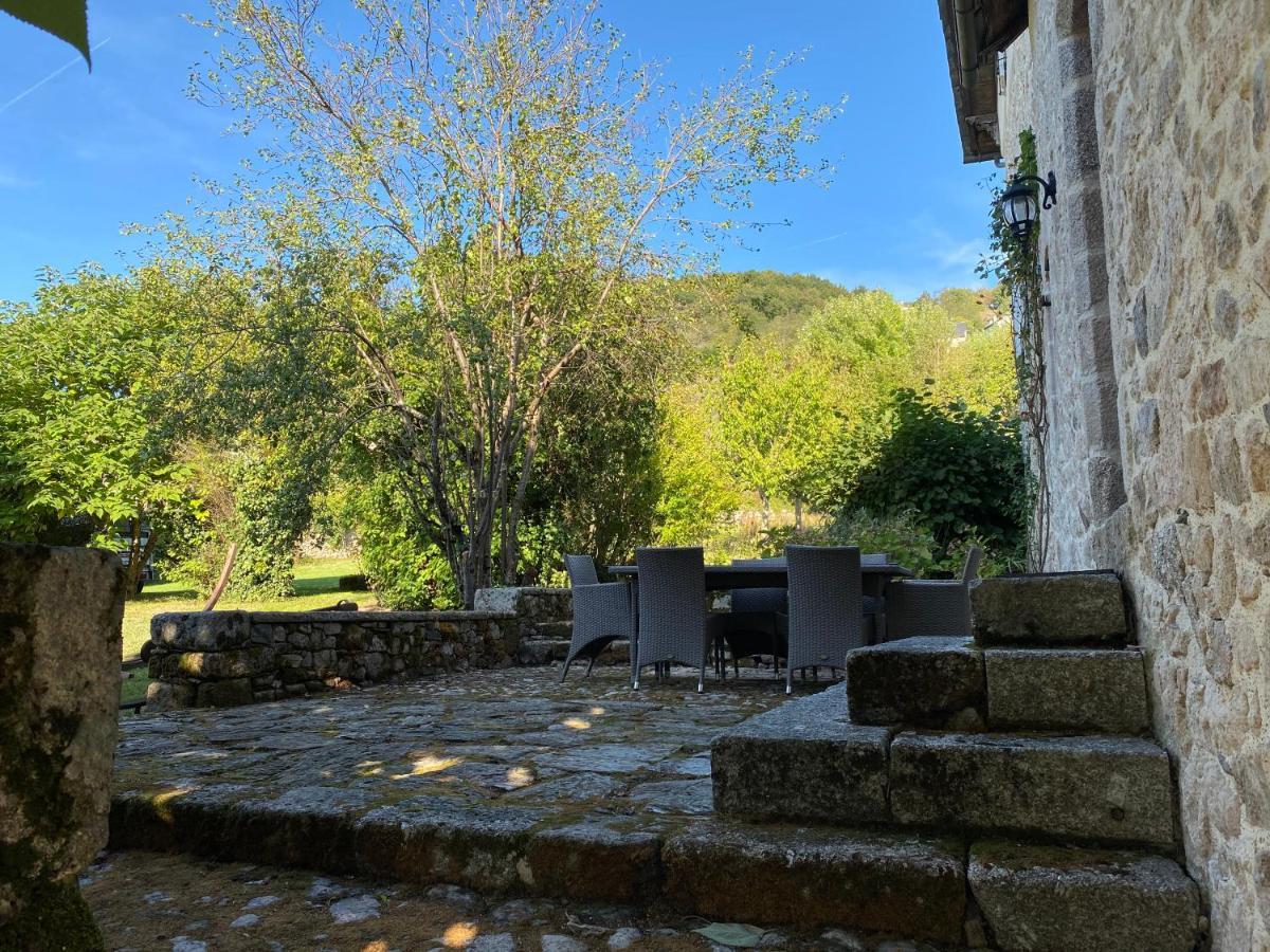 Le Clos St Georges Entraygues-sur-Truyère Exterior foto