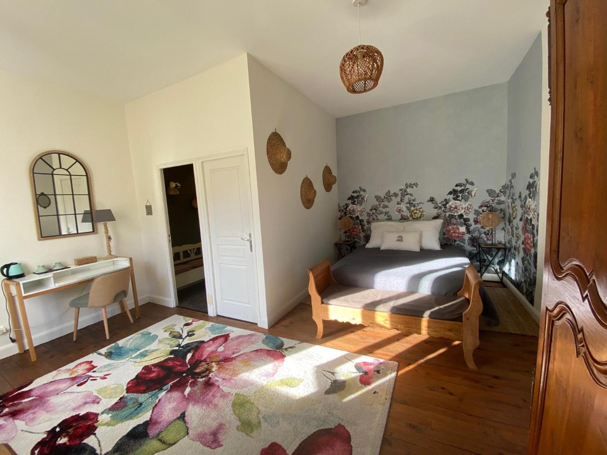 Le Clos St Georges Entraygues-sur-Truyère Exterior foto